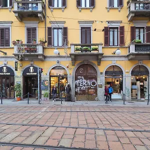 Appartamento Primopiano - Colonne, Milano