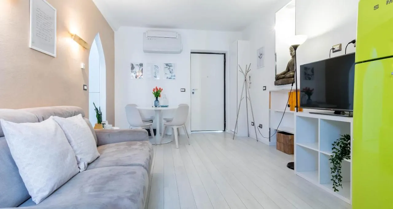 Appartamento Joivy Vibrant Flat For 4 Near Parks, In Navigli Milano
